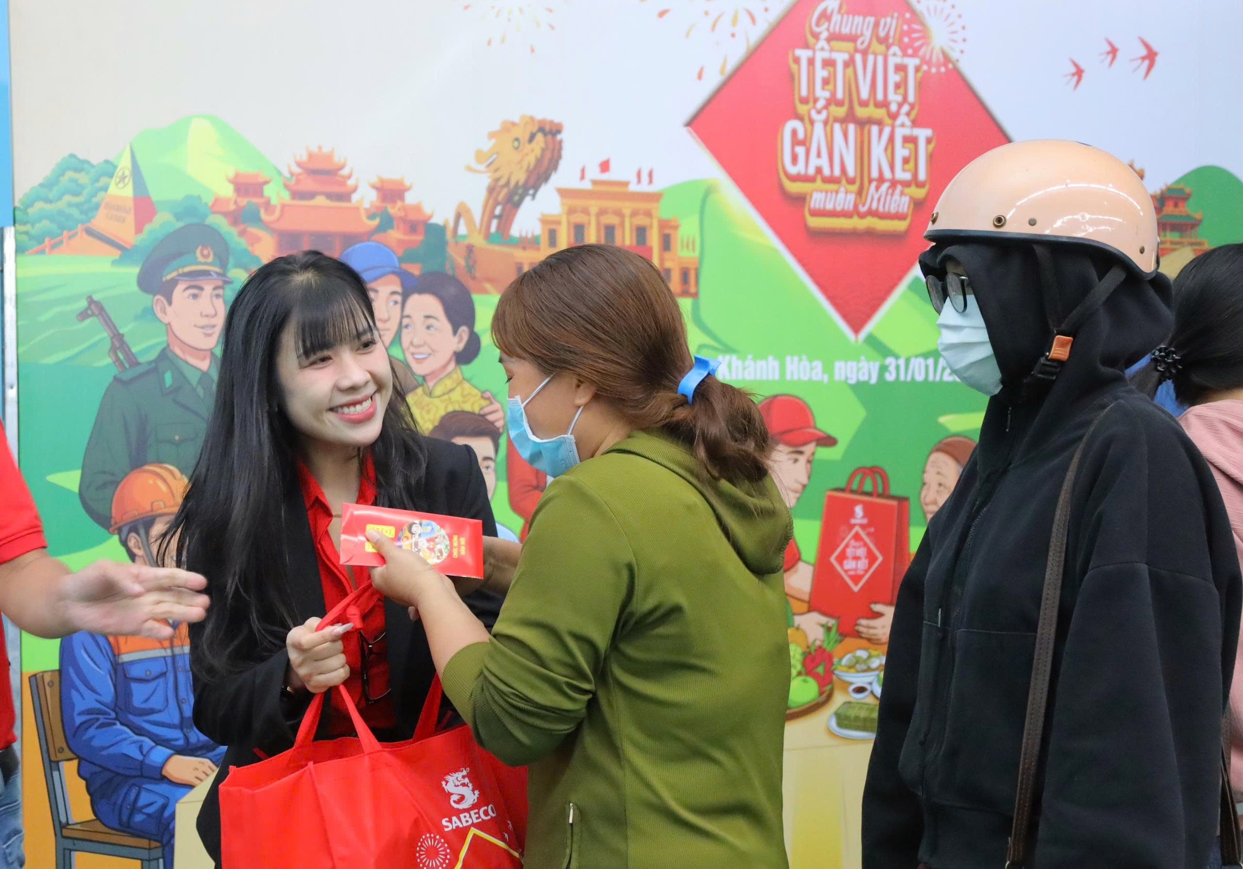 sabeco-dong-hanh-cung-khanh-hoa-qua-cac-chuong-trinh-cong-dong-hanh-gop-phan-nang-cao-doi-song-va-kinh-te-thanh-pho-1775560832.jpg