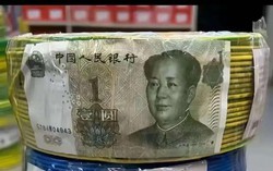 Trung Quốc: Mở cuộn dây cáp điện thấy tiền thật: 'Chiêu độc' khiến giới làm hàng giả phải tránh xa