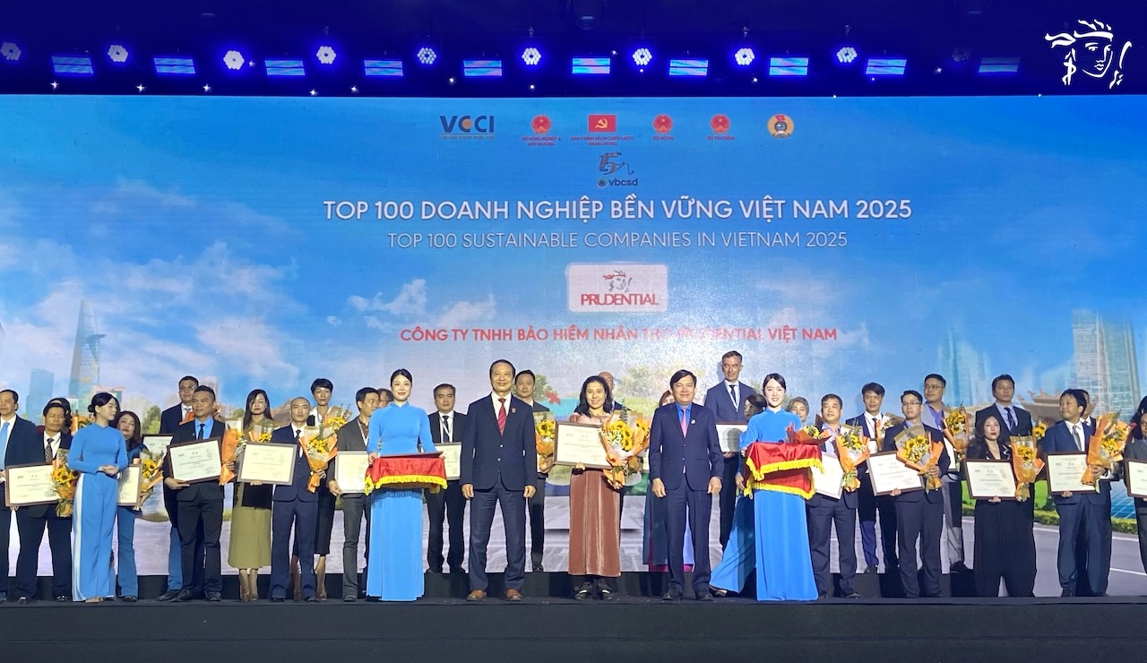 Tin vui cuối năm cho Prudential Việt Nam: Được vinh danh Top 100 Doanh nghiệp Phát triển Bền vững và Top 50 Doanh nghiệp Xuất sắc Việt Nam 2025
