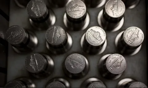 Nguy cơ đồng 0,05 USD biến mất sau khi Mỹ khai tử đồng 1 cent