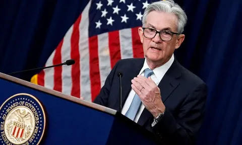 Fed giữ nguyên lãi suất, tiết lộ thời điểm cho đợt nới lỏng tiếp theo trong năm 2026