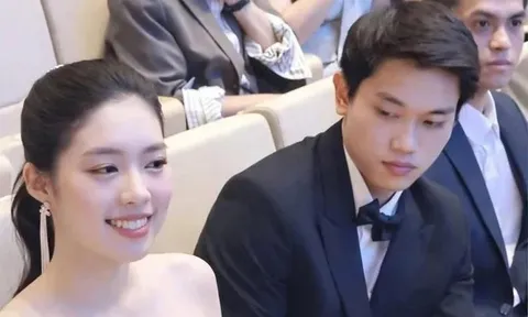 Cái liếc mắt của tiền đạo Đình Bắc khiến dân mạng xôn xao