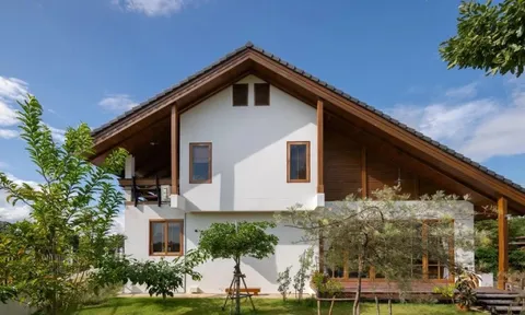 Nhà mái dốc với thiết kế bán mở