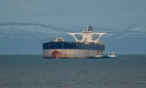 Phát hiện 1.400 tàu chở hàng cấm di chuyển trên biển, Mỹ và châu Âu ‘đau đầu’