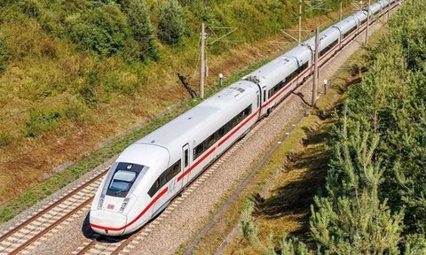Điều gì đang được xem xét lại trên tuyến đường sắt tốc độ cao Bắc – Nam?