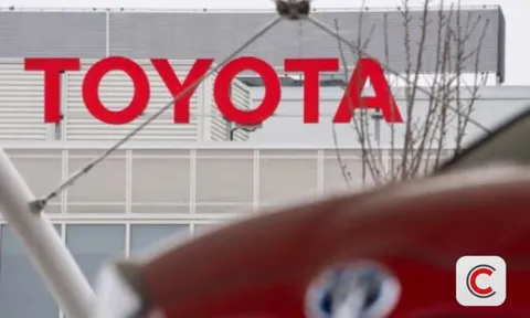 Nóng: CEO Toyota bất ngờ từ chức
