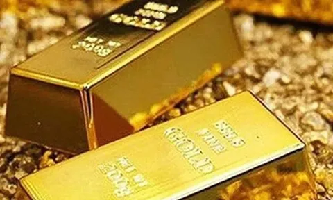 Giá vàng hôm nay 6/2, vàng miếng SJC tiếp đà “lao dốc” theo vàng thế giới