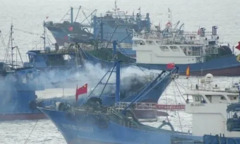 Nhật Bản có hành động hiếm thấy với tàu cá Trung Quốc