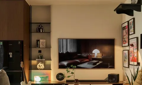 Căn hộ cũ 70m2 'lột xác' hoàn toàn nhờ đập thông các bức tường ngăn