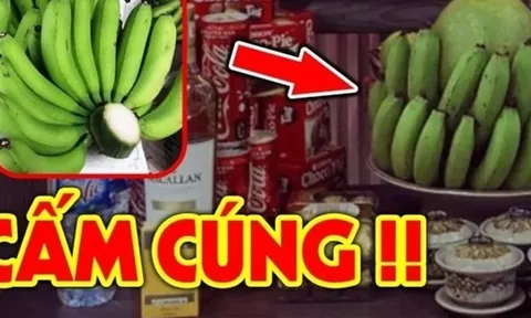 Ông bà dặn: KHÔNG ghép 2 nải chuối trên ban thờ, con cháu làm trái dễ rước họa vào thân
