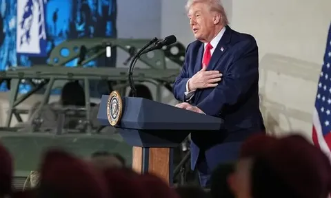 Ông Donald Trump hé lộ "sắp thăm Venezuela", công khai "vũ khí bí mật" công nghệ cao