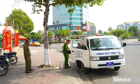 Cận Tết, Lâm Đồng mạnh tay xử lý lấn chiếm vỉa hè, dừng đỗ sai quy định