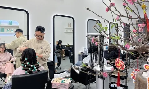 Dịch vụ làm đẹp cận Tết quá tải: Khách xếp hàng chờ từ 3 giờ sáng