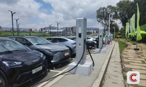 Một nửa dân số không có điện vẫn cố làm xe điện, kỳ lạ quốc gia từng vỡ nợ thì nay đặt cược vào EV để mong đổi đời