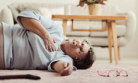 Người phụ nữ 61 tuổi tử vong vì một thói quen ăn uống "quen mặt" ai cũng dễ mắc phải