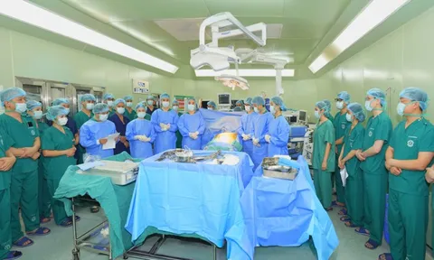 Nghĩa cử hiến tạng đầu xuân: 8 cuộc đời hồi sinh sau câu nói lay động của người mẹ "con bình yên nhé"