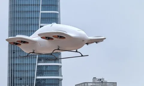 Choáng váng với cảnh tưởng chỉ có trong phim nhưng ở Trung Quốc chẳng lạ gì: Một ngành sắp "cất cánh"?