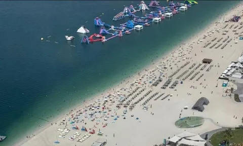 Dubai sầm uất bỗng dưng vắng tanh vắng ngắt như 'thành phố ma'