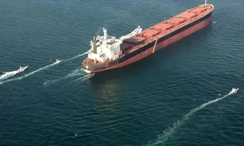 Tổng thống Trump: Hải quân Mỹ có thể hộ tống các tàu chở dầu qua Eo biển Hormuz