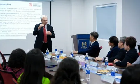 Trường Đại học Gia Định đón nhận chứng nhận kiểm định quốc tế