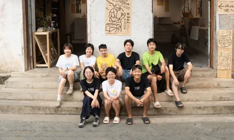 Người trẻ Trung Quốc chạy khỏi cuộc sống chấm công, tắc đường, "như trong cái hộp", cắm rễ ở thôn quê