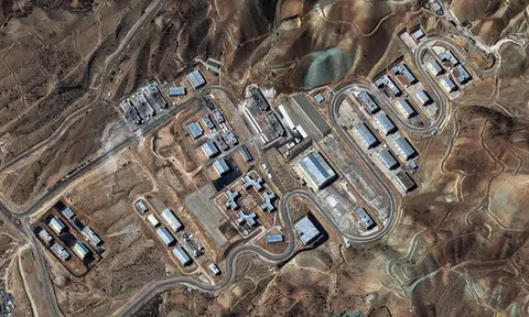 Mỹ - Israel săn lùng bệ phóng, "thành phố tên lửa" của Iran lâm nguy?