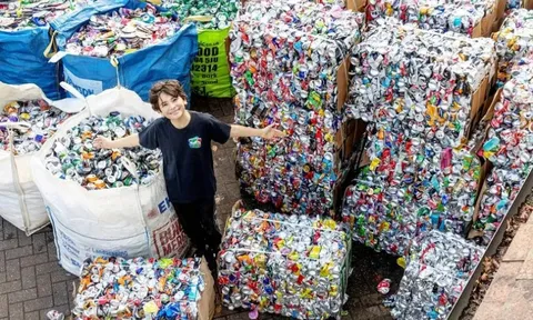 "Đế chế" ve chai của cậu bé 13 tuổi: Tái chế 1,5 triệu vỏ lon, gom về hơn nửa tỷ đồng