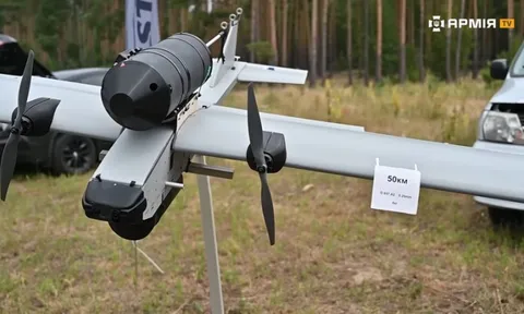 Starlink đã... rẻ hơn cả một cuộn cáp quang điều khiển máy bay không người lái