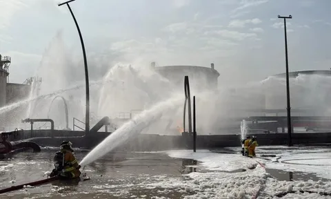 Iran tuyên bố các ngân hàng và tổ chức tài chính ở Trung Đông trở thành mục tiêu tấn công