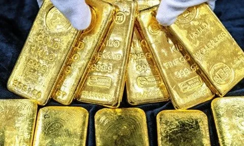 Giá vàng hôm nay (17/3): Giảm nhẹ cùng chiều với giá dầu thô thế giới