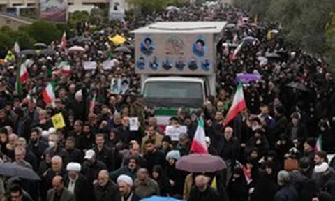 Gần 20 tàu thương mại Iran bị phá hủy bởi các cuộc không kích của Mỹ - Israel