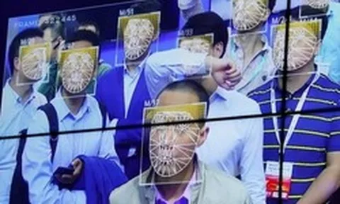 Cuộc truy lùng 20 năm cho thấy sự "hiệu quả" của Trung Quốc: Tìm thấy sự thật giữa biển người mênh mông