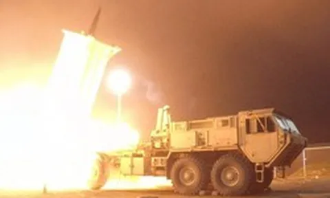 Mỹ kiếm bộn tiền của đồng minh từ việc bán vũ khí trong cuộc chiến với Iran