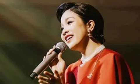 Nữ ca sĩ sống cuộc đời rực rỡ bậc nhất Vbiz: U55 viên mãn trong biệt phủ hơn 10.000m2