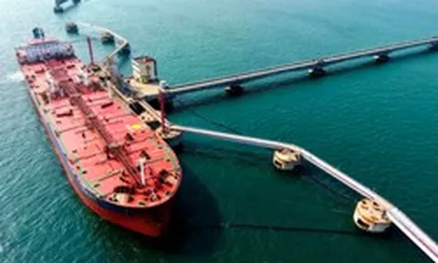 Lộ 'vị cứu tinh' dầu cho Đông Nam Á, vừa mang 100.000 thùng nhiên liệu sang Việt Nam