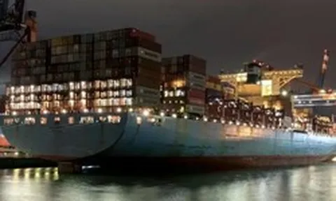 Mỹ bất ngờ dỡ bỏ lệnh trừng phạt đối với hạm đội tàu thương mại của Nga