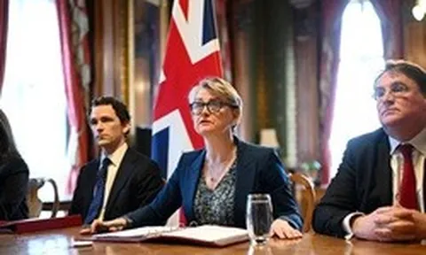 Hé mở giải pháp cho eo biển Hormuz