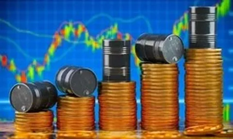 Giá dầu thế giới tăng mạnh, vàng bạc suy yếu