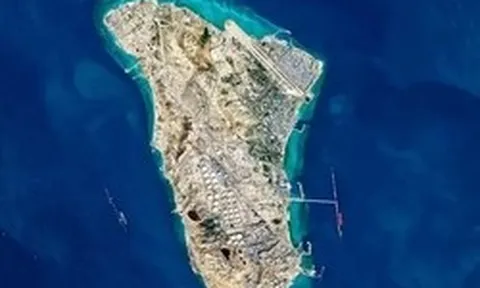 Quân đội Mỹ tấn công đảo Kharg của Iran