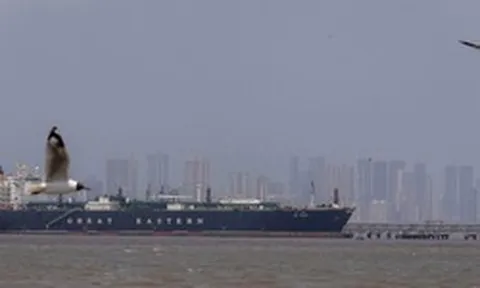 Lạc quan thận trọng về eo biển Hormuz