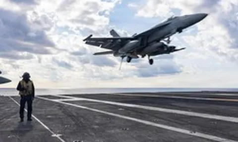 Mỹ không "nắm được đằng chuôi", Iran cũng không thể kéo dài chiến sự