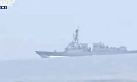 Iran công bố ghi âm phát "cảnh báo cuối cùng” với tàu chiến Mỹ tại eo biển Hormuz
