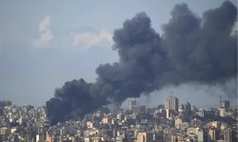 Hezbollah phóng mưa tên lửa vào Israel chỉ vài giờ sau đàm phán Israel - Lebanon