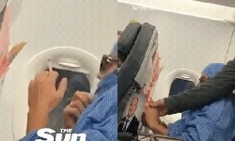 Cảnh tượng gây sốc: Nữ hành khách châm lửa đốt ghế khi máy bay đang bay