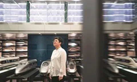 Khen thì nhiều nhưng ít ai biết “người phụ nữ say xe” này đã đưa đường sắt cao tốc Trung Quốc lên tầm kiệt tác thế giới