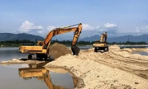 Bộ Xây dựng nói gì về vật liệu xây dựng khan hiếm, đắt đỏ ở các tỉnh phía Nam?