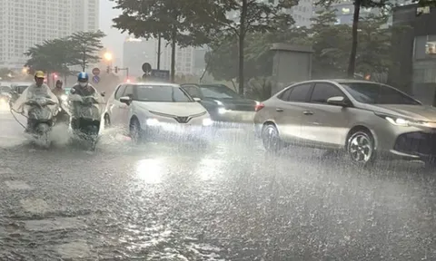 Không khí lạnh tràn về miền Bắc, đề phòng dông lốc, mưa đá