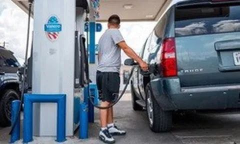 Chiến tranh với Iran gây ra nạn trộm cắp xăng dầu tràn lan