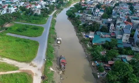 Dự án khu đô thị ven sông Hạc "mắc cạn" sau 16 năm: dân đi không được, ở không xong