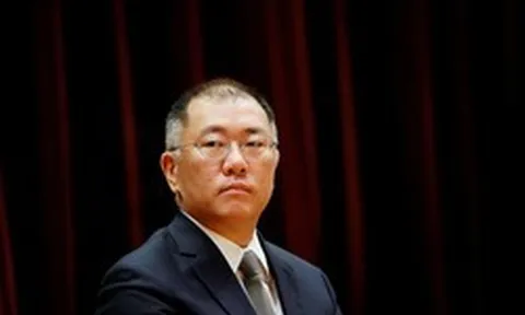 "Sói cô độc" là ẩn số bất ngờ trong nhóm "tứ đại chaebol" đến Việt Nam: Tưởng lạc lõng mà vô cùng lợi hại